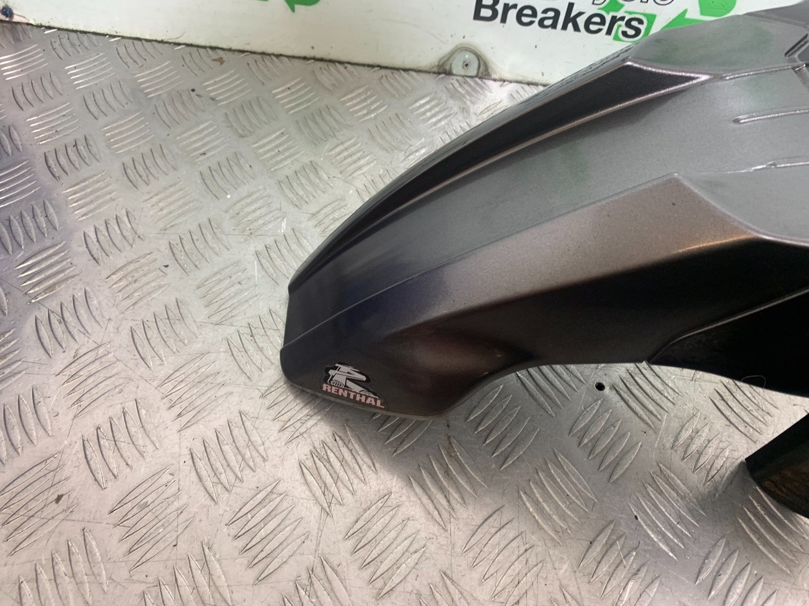 APRILIA 650 PAGASO STRADA FRONT MUDGUARD  YEAR 2005-2010 (CMB1260)