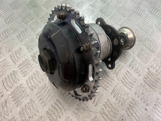 TRIUMPH 1050 SPRINT ST REAR HUB AND CARRIER  YEAR 2004-2007 (CMB1197)