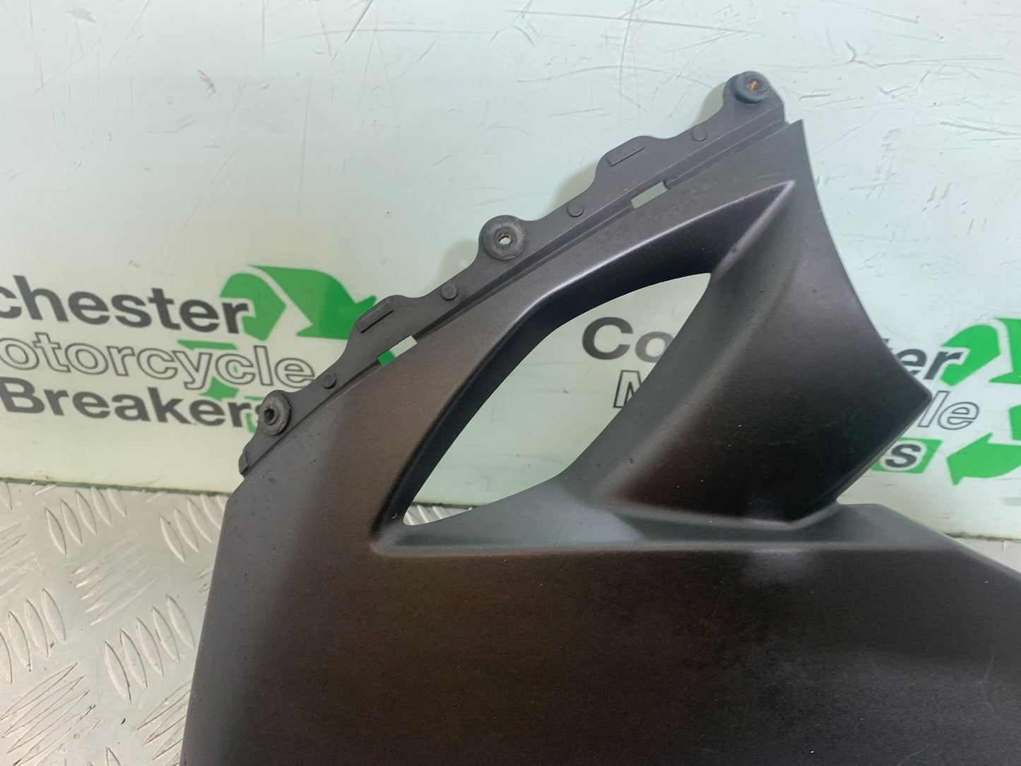 KAWASAKI ZX10R ZX10 R LEFT BELLYPAN  2008-2010 (CMB1206)