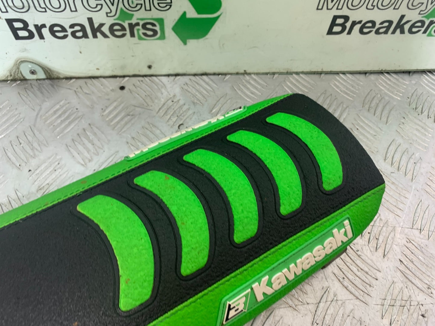 KAWASAKI KXF450 KXF 450 SEAT  YEAR 2013 CMB1217)