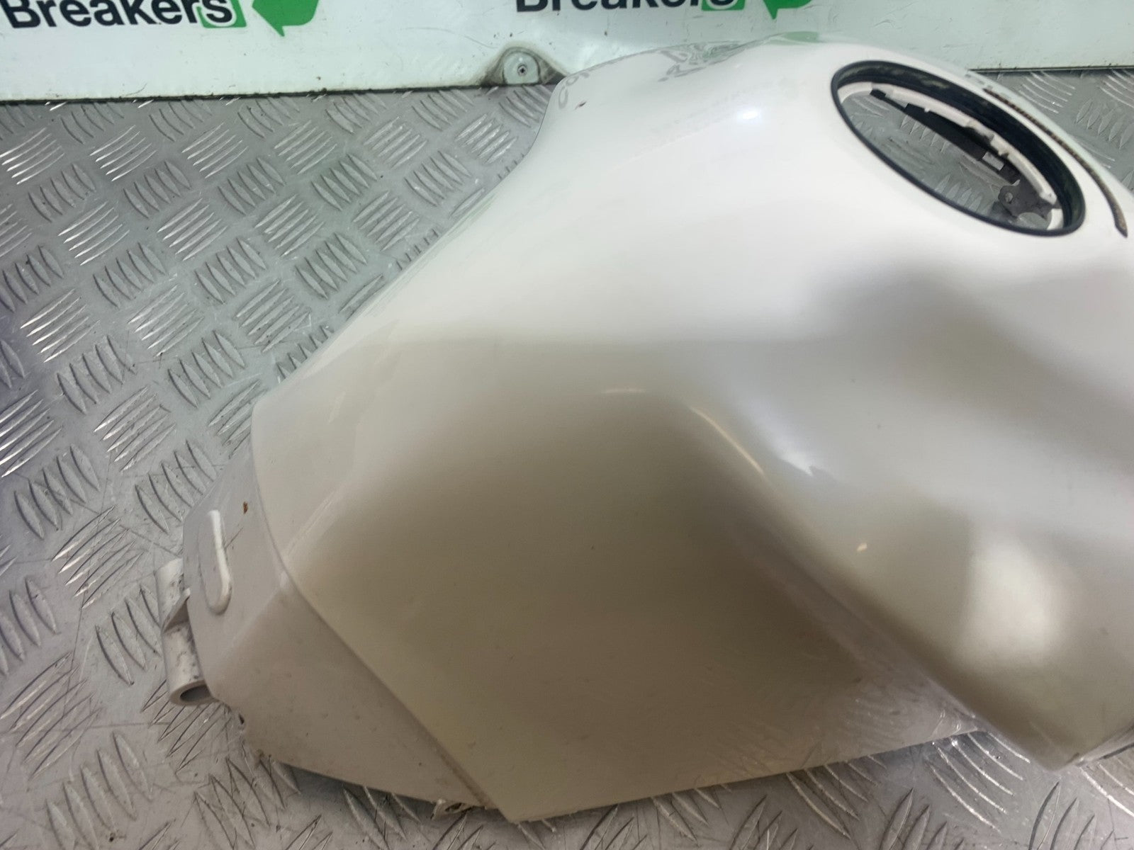 APRILIA SL750 SL 750 SHIVER TANK COVER  YEAR 2008-2016 (CMB1242)