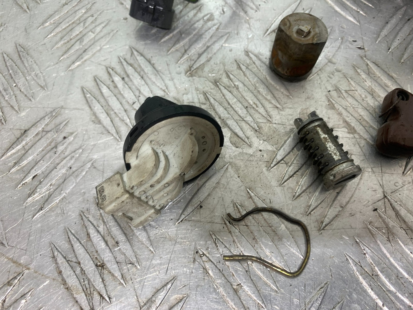 PIAGGIO VESPA GTS 125 ECU LOCK KEY  YEAR 2009-2014  (CMB1261)