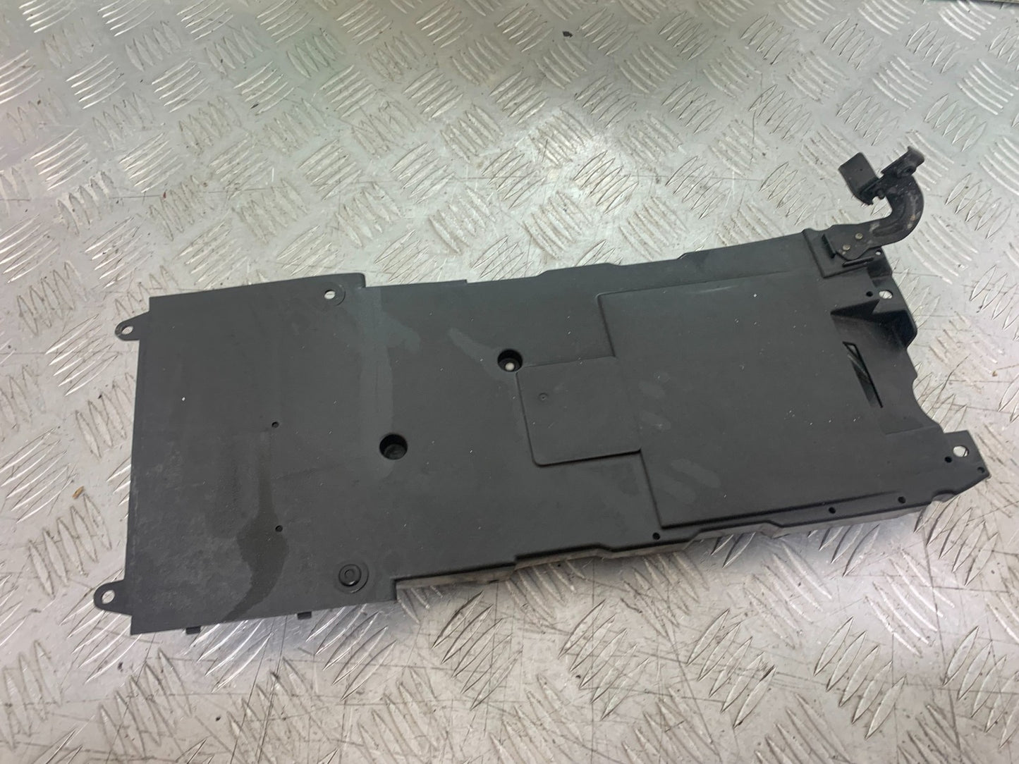 KAWASAKI ZX10R ZX10 R UNDERTRAY  2008-2010 (CMB1206)