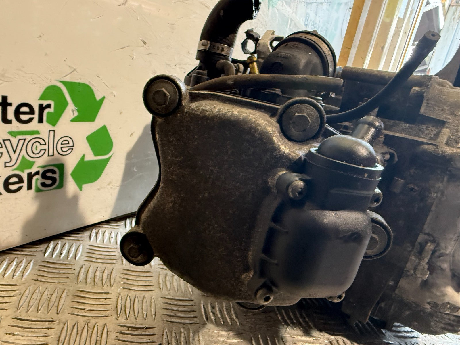 PIAGGIO VESPA GT125 L ENGINE YEAR 2003 - 2006 (CMB1300)