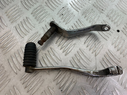 HARLEY DAVIDSON FXS BLACKLINE 1585 GEAR LEVER  YEAR 2012 (CMB1147)