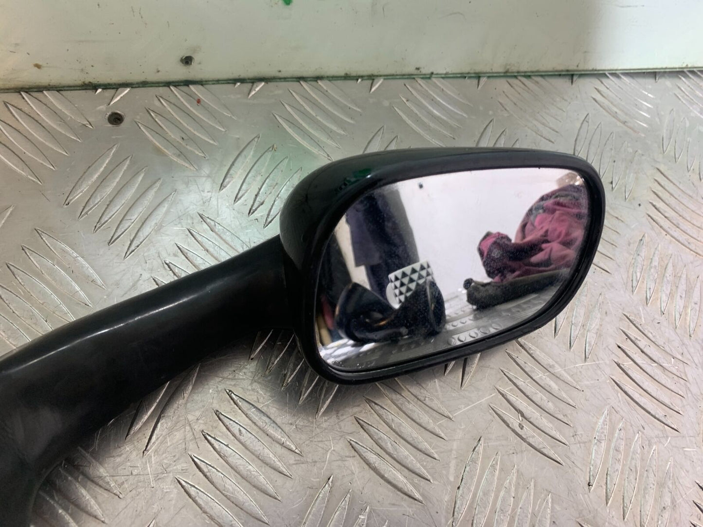 HONDA VFR750 VFR 750 FL-M-N-P RIGHT MIRROR   YEAR 1990-93 (CMB1093)