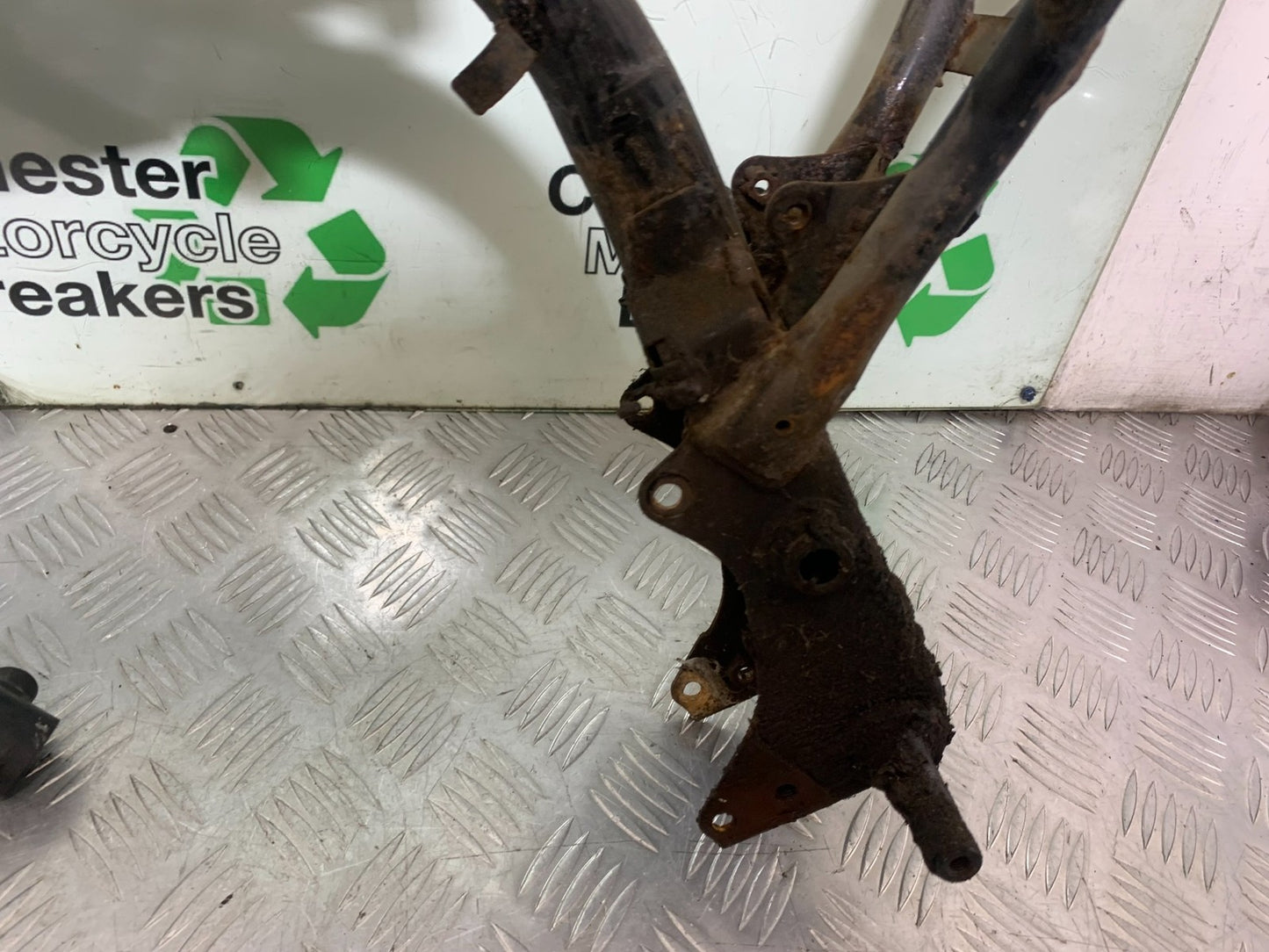 YAMAHA YBR125 CUSTOM FRAME REG LOG BOOK  YEAR 2008-2016 (CMB1192)