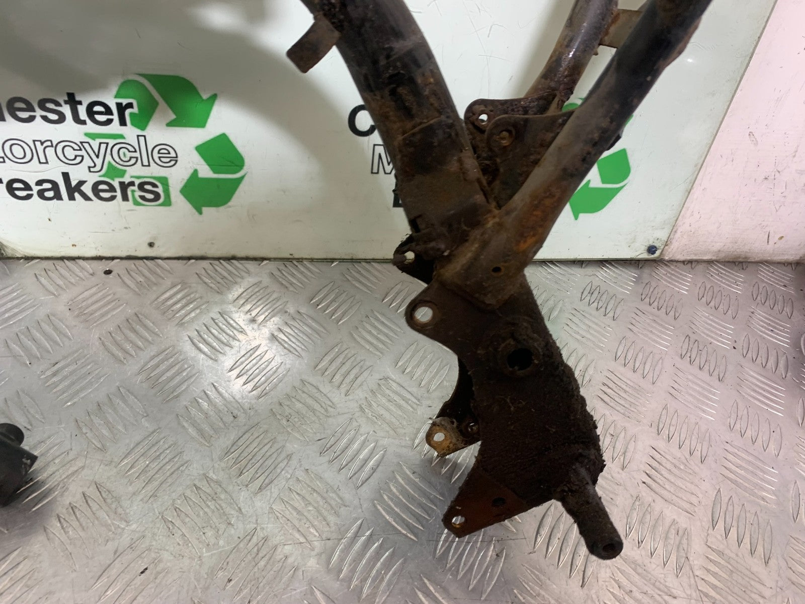 YAMAHA YBR125 CUSTOM FRAME REG LOG BOOK  YEAR 2008-2016 (CMB1192)