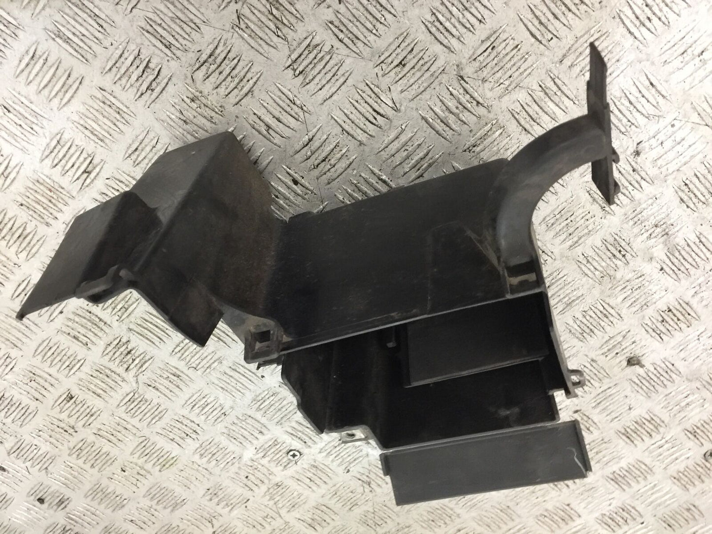 HONDA VT750 SHADOW PHANTOM BATTERY BOX  YEAR 2014 (STOCK 761)