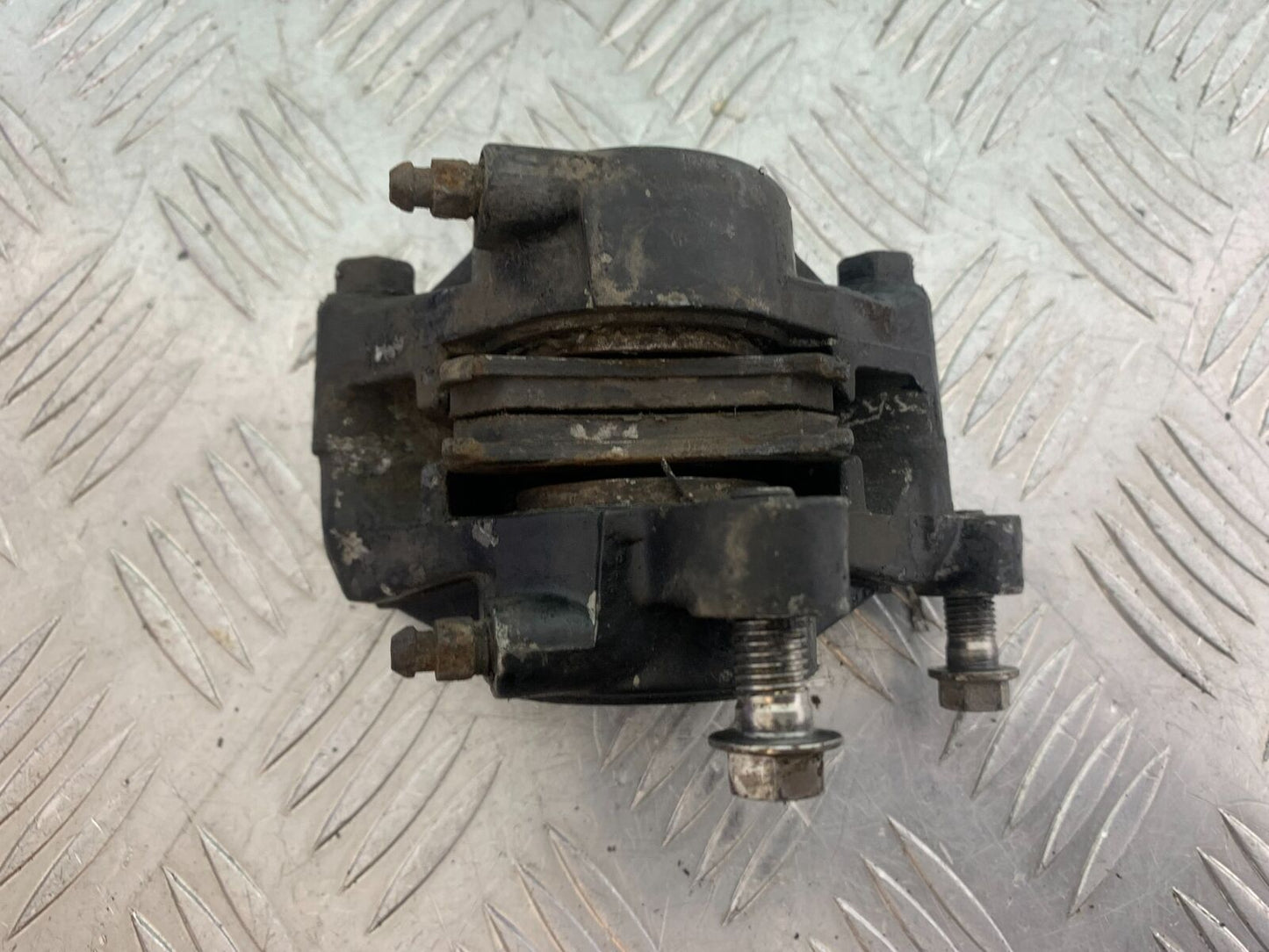 YAMAHA XJR1300 XJR 1300 REAR BRAKE CALIPER (SOLD AS PARTS)  1999-2003 (CMB1119)