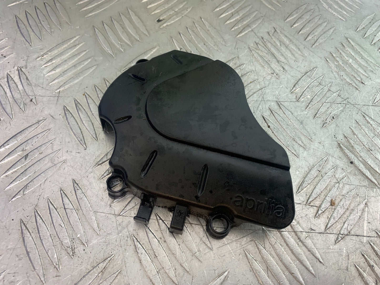 APRILIA RSV1000 R FACTORY MILLE SPROCKET COVER   2004-09 (CMB1203)