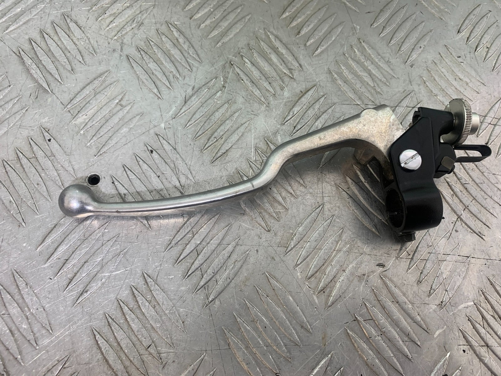 HONDA CBR1000 rr FIREBLADE CLUTCH LEVER AND BRACKET  YEAR 2012-2016 (CMB1198)