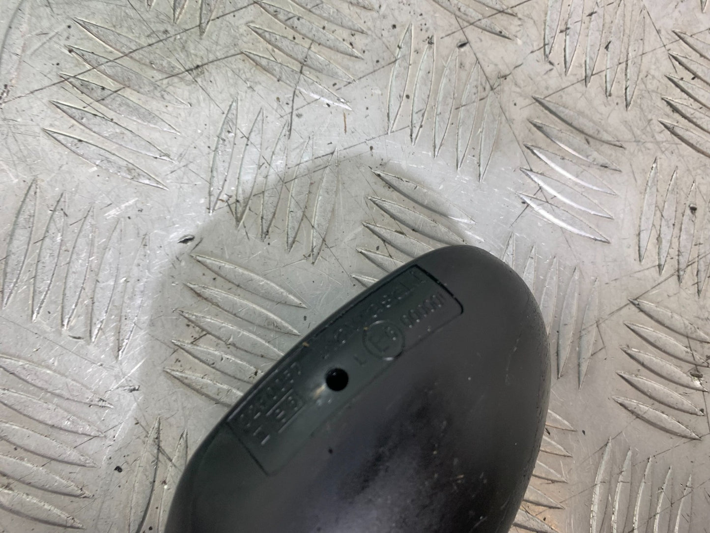 KAWASAKI ZX9R ZX9 C RIGHT MIRROR  YEAR 1998-99 (CMB1213)