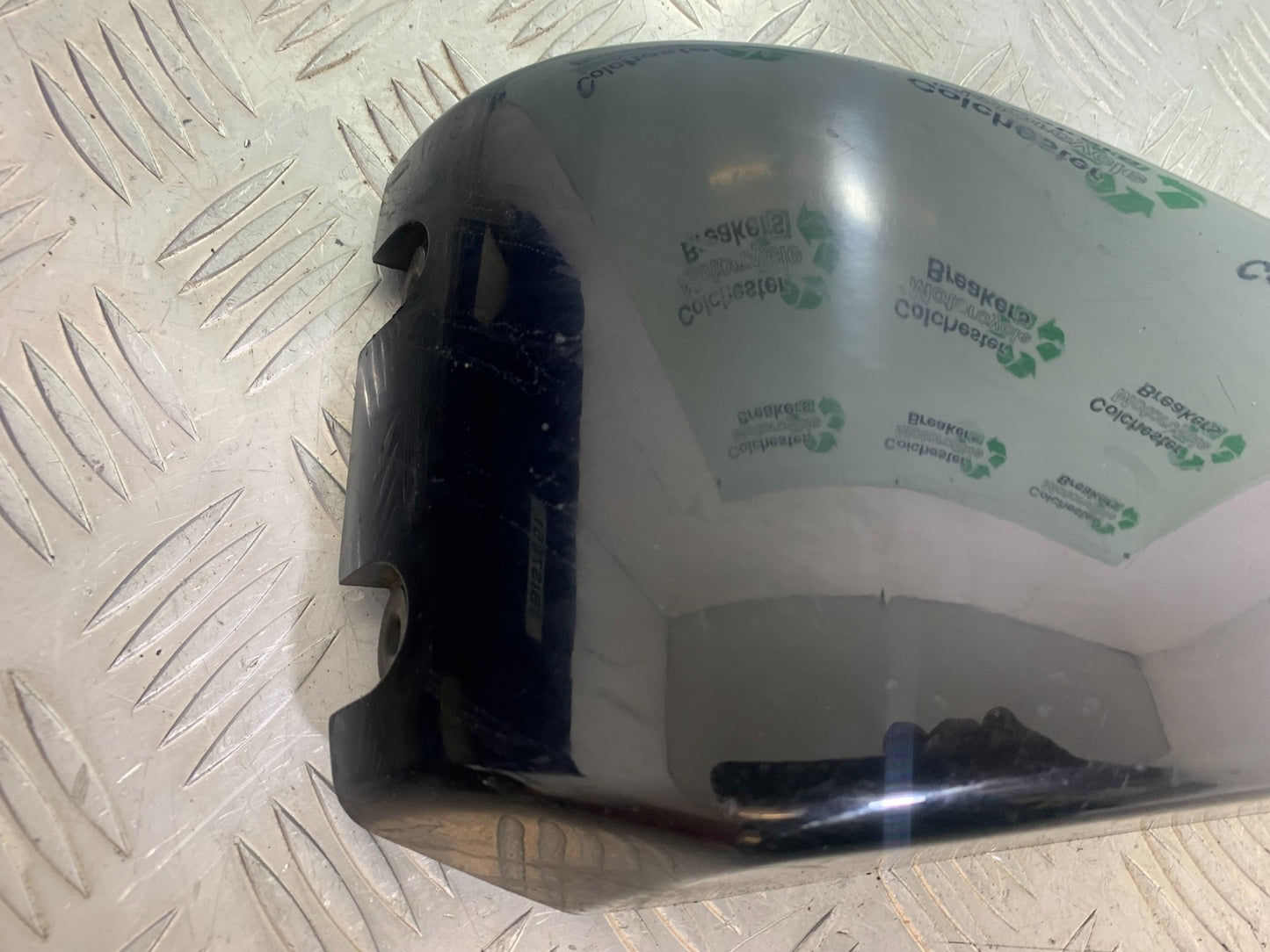 KAWASAKI VN1500 CLASSIC SEAT SIDE PANEL  YEAR 1999 -2006 (CMB1166)