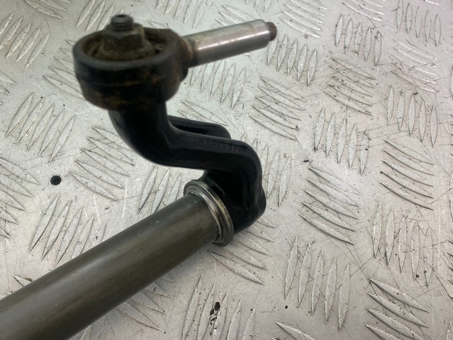 PIAGGIO MP3 250 ie STEERING STEM  YEAR 2007 (CMB1307)