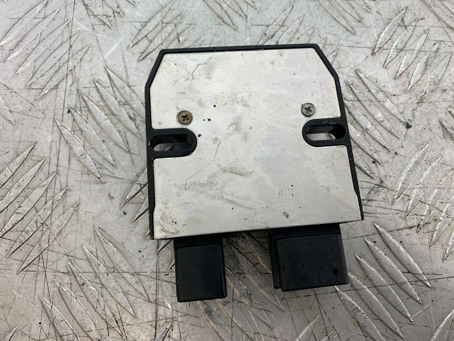 HONDA CBF600 CBF 600 REGULATOR YEAR 2004 -07 (CMB1247)