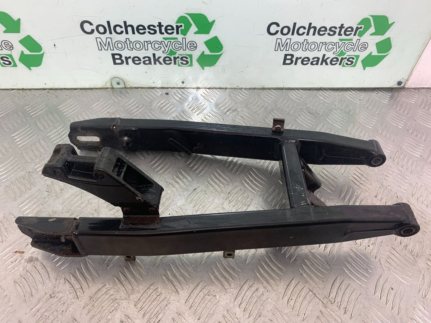 YAMAHA XT125 X XT 125 X SWINGARM 2005-2011 (CMB1097)