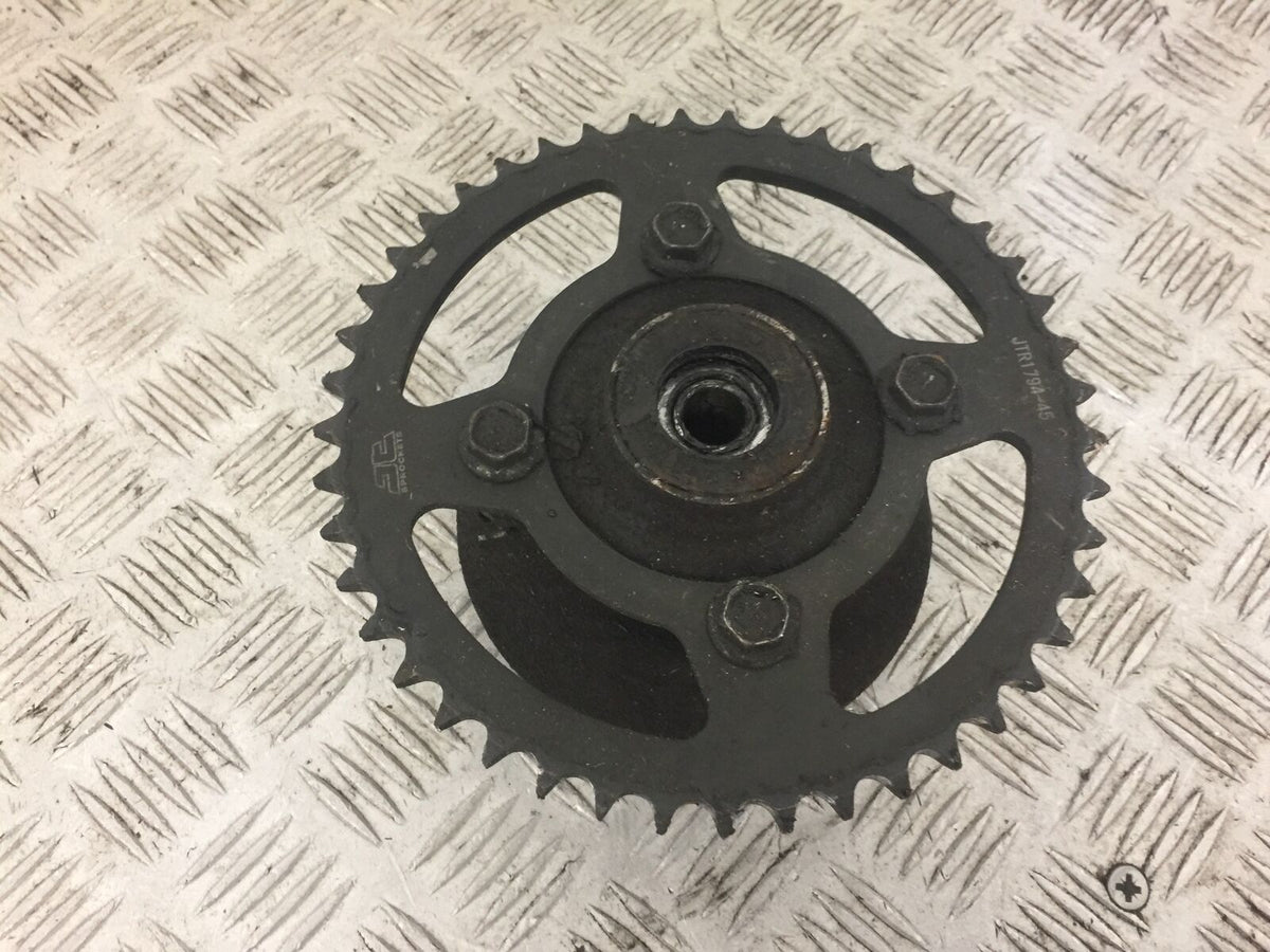SUZUKI GZ125 GZ 125 MARAUDER SPROCKET CARRIER  YEAR 1998 2002 (STOCK 652)