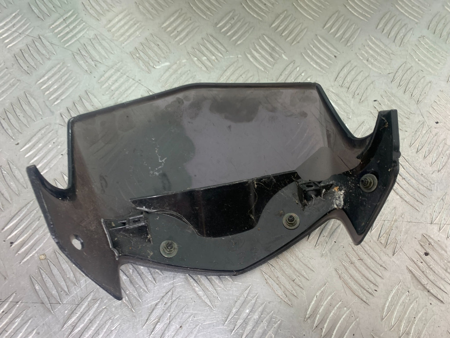 YAMAHA YBR125 YBR 125 SCREEN AND TRIM  YEAR 2010-2017 (CMB1163)