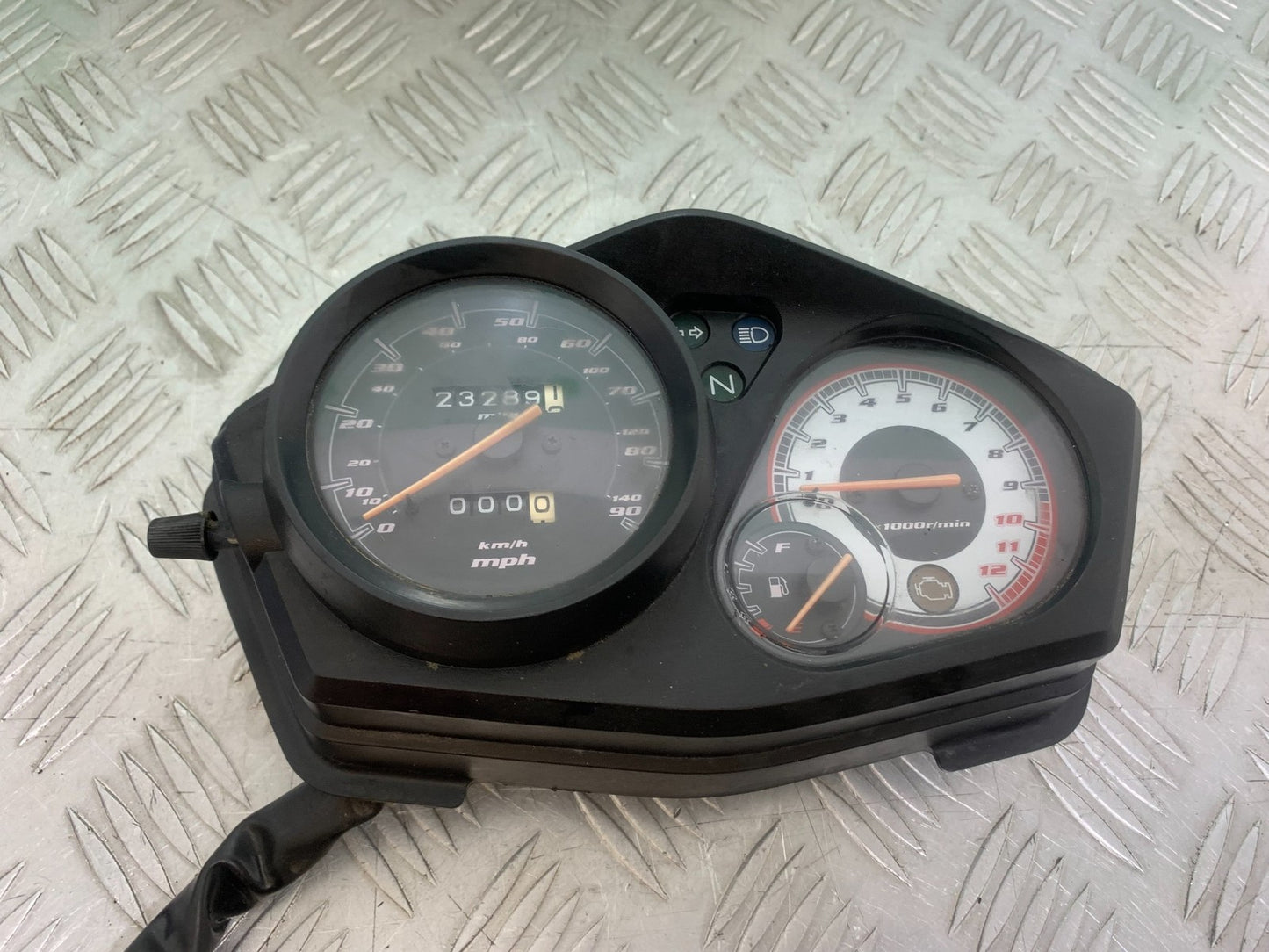 HONDA CBF125 CBF 125 CLOCKS SPEEDO DASH  YEAR 2009-14 (CMB1182)