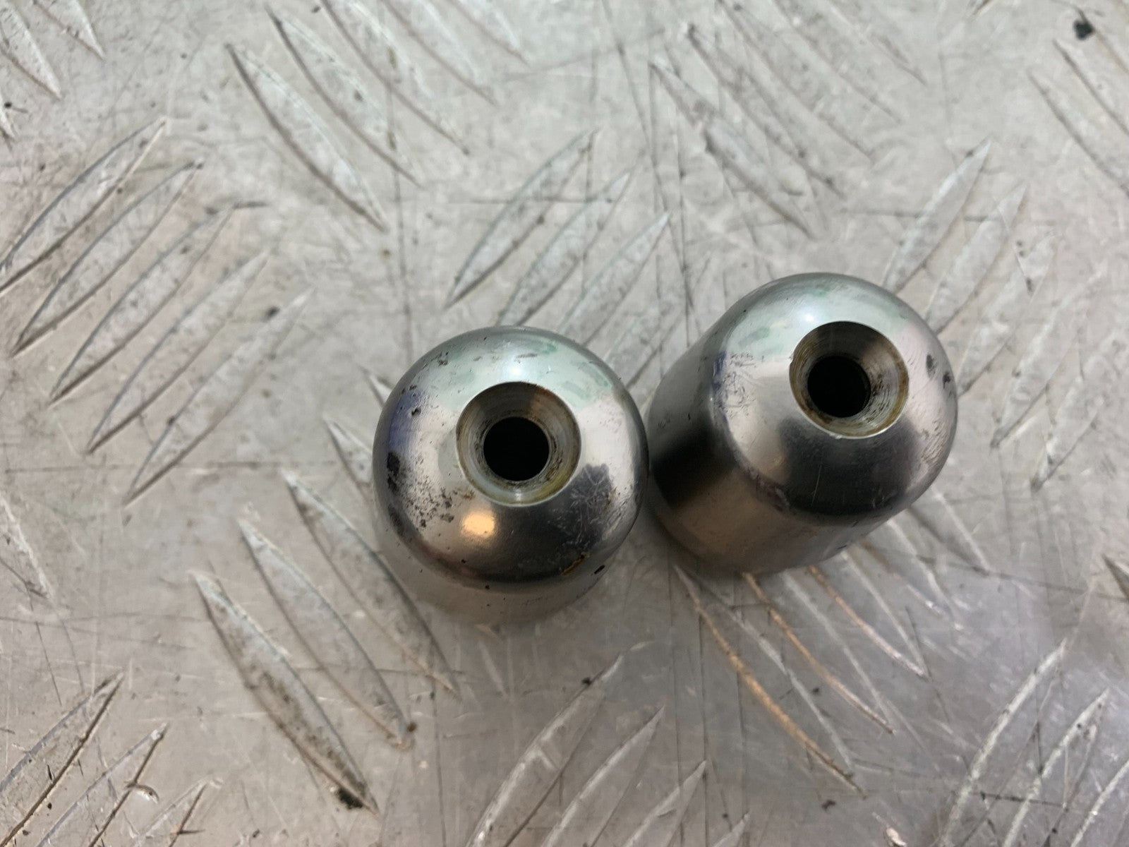 TRIUMPH TROPHY 900 BAR END WEIGHTS  YEAR 1991-95 (CMB1251)