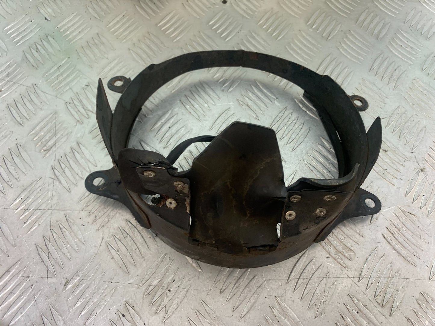 HONDA GL500 GL 500 SILVERWING FAN SURROUND  YEAR 1981-82 (CMB1168)