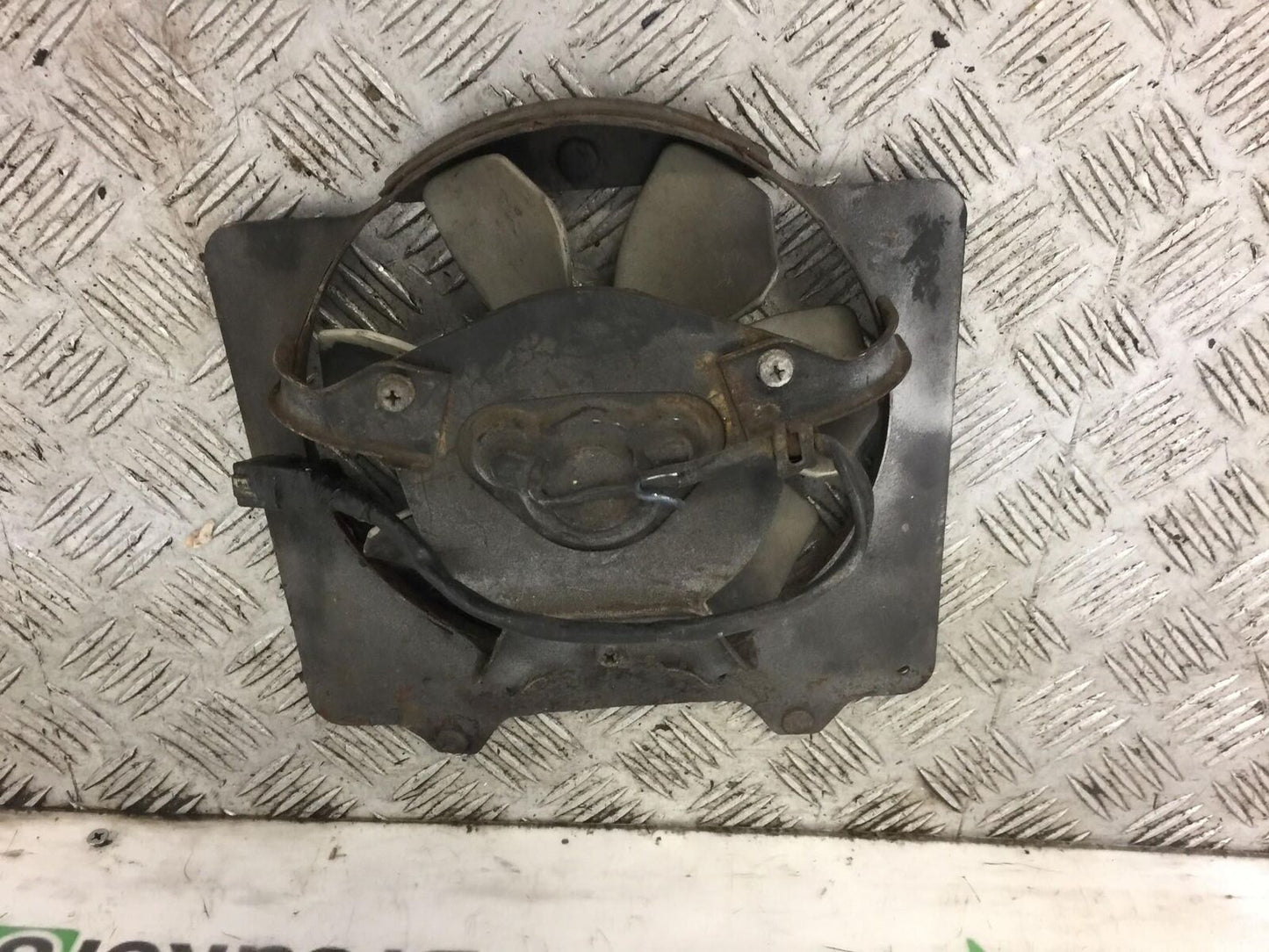 YAMAHA FZR1000 FZR 1000 GENESIS RADIATOR FAN  (STOCK 433)
