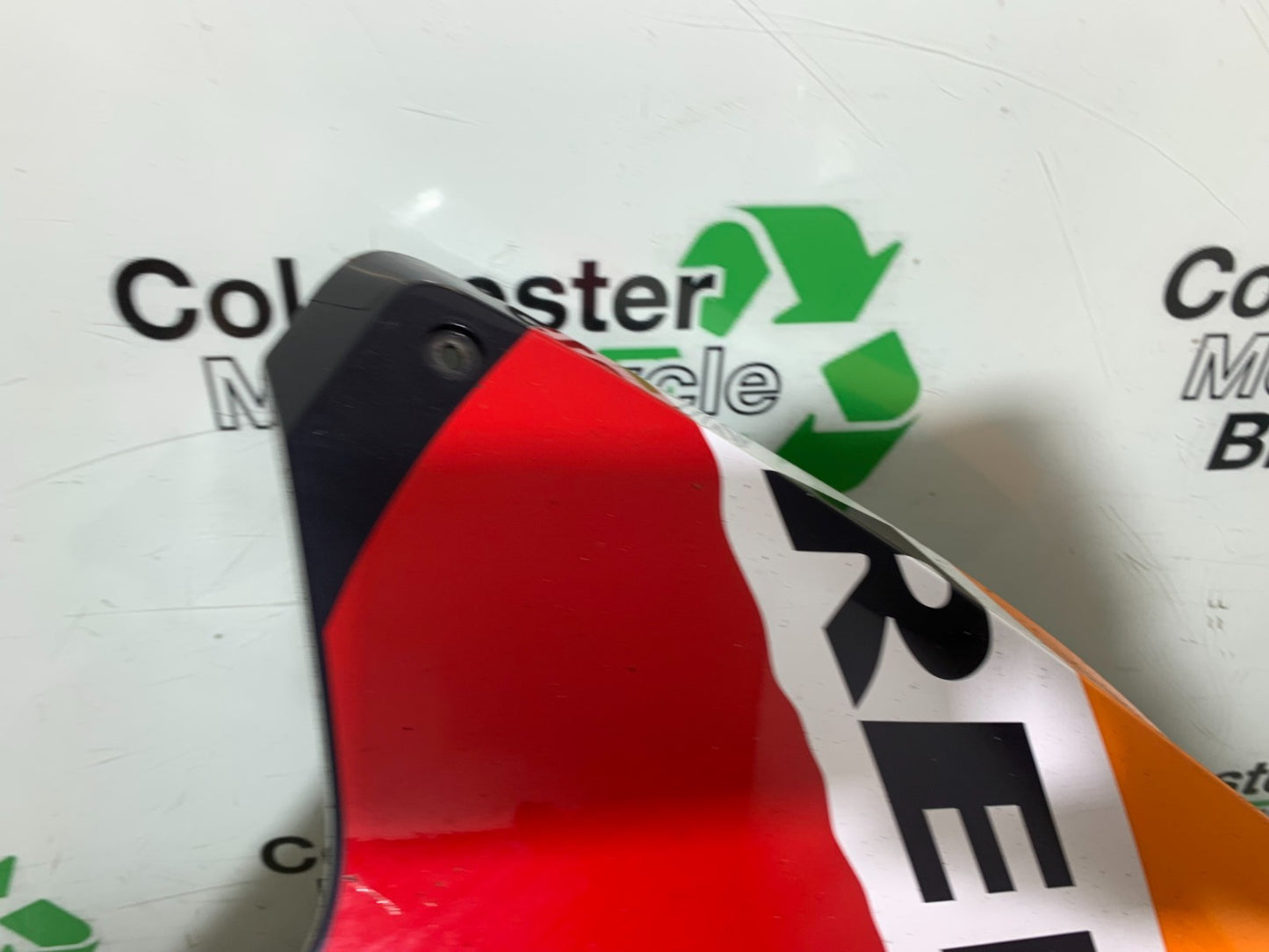 HONDA CBR1000 RR  LEFT FAIRING PANEL YEAR  2008-2011 (CMB1330)