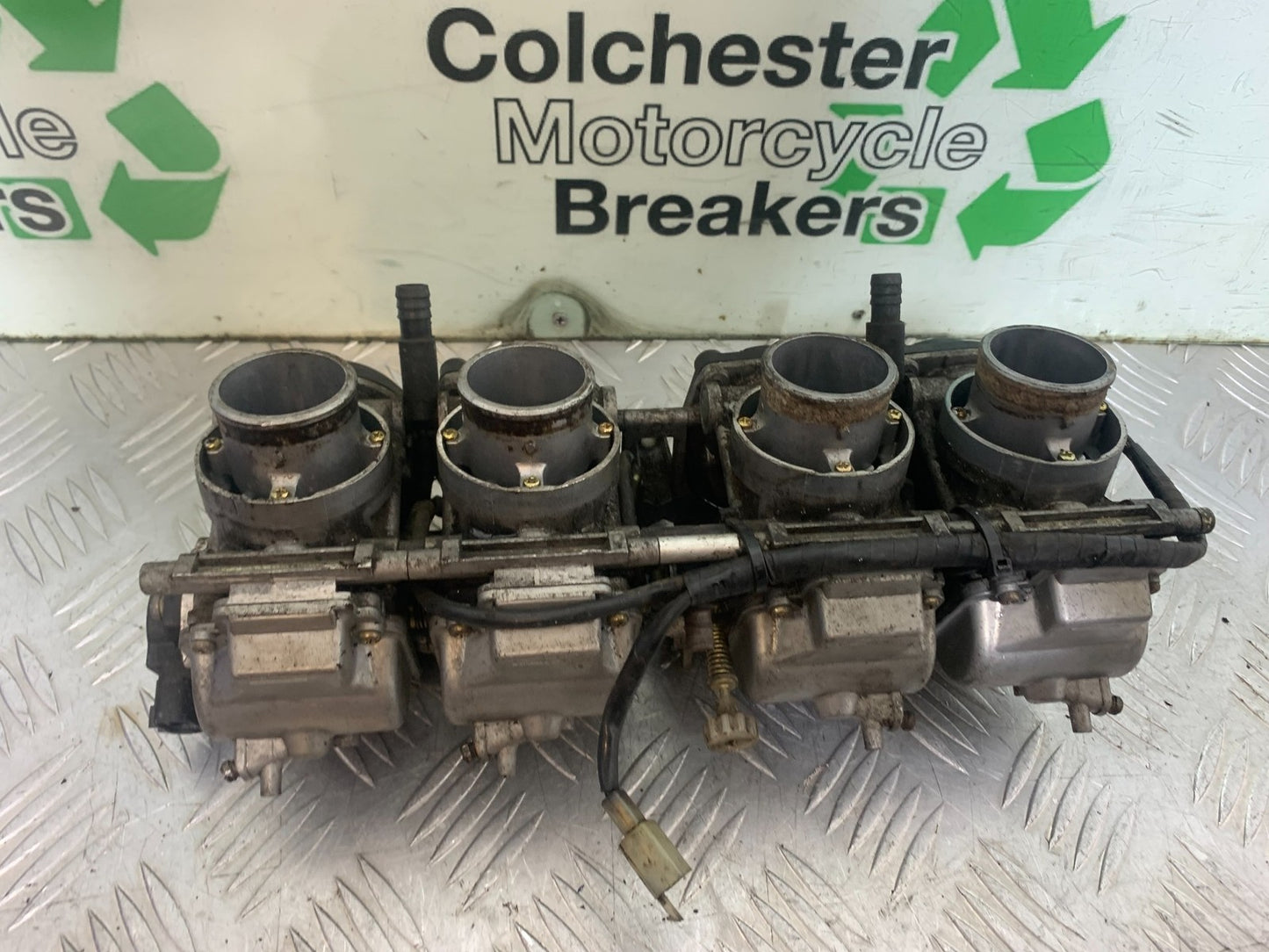 YAMAHA XJ900 XJ 900 DIVERSION CARBS  YEAR 1994-2002 (CMB1292)