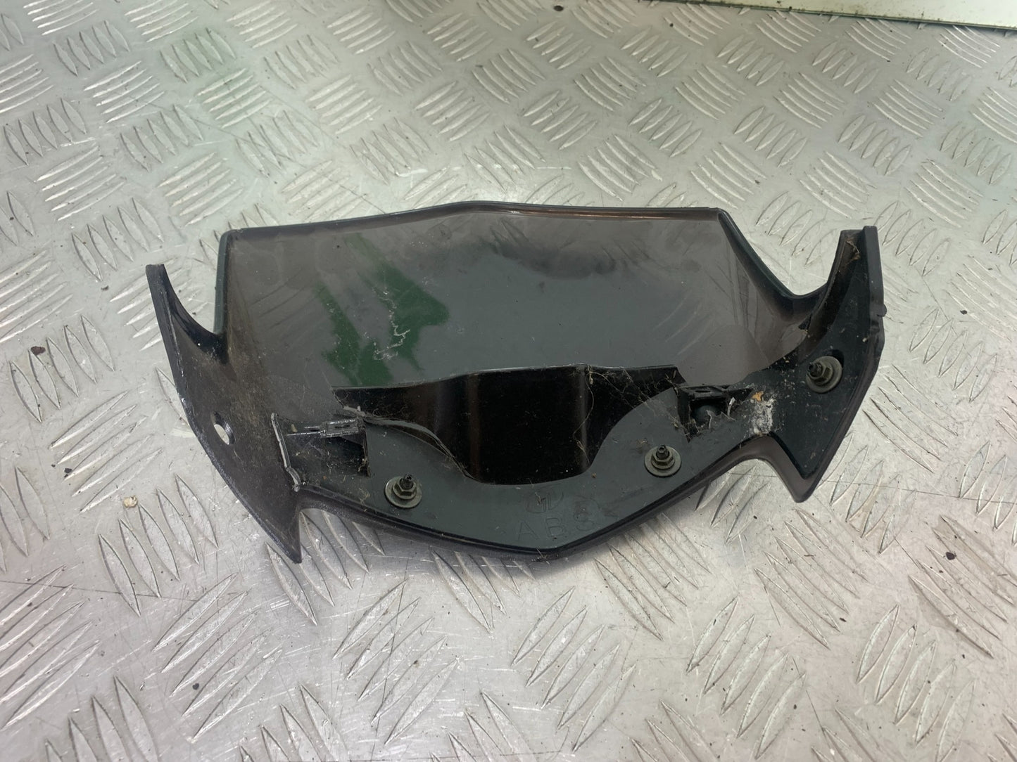YAMAHA YBR125 YBR 125 SCREEN AND TRIM  YEAR 2010-2017 (CMB1163)