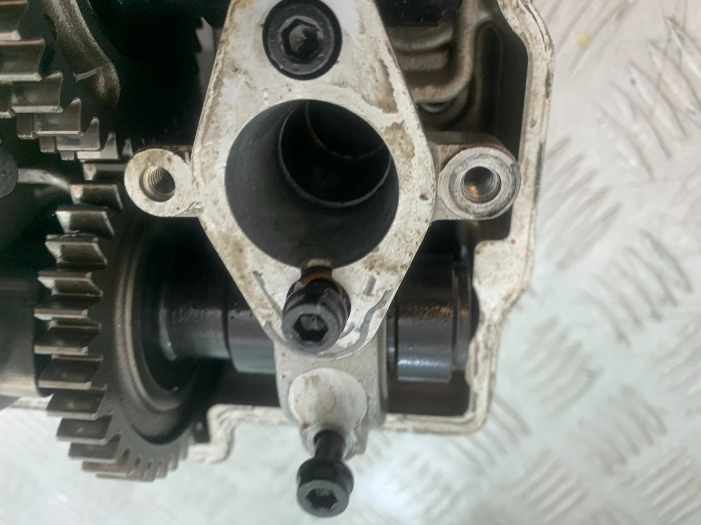 APRILIA TUONO 1000 V4 FRONT CYLINDER HEAD & CAMS YEAR 2013-2014  (CMB1239)
