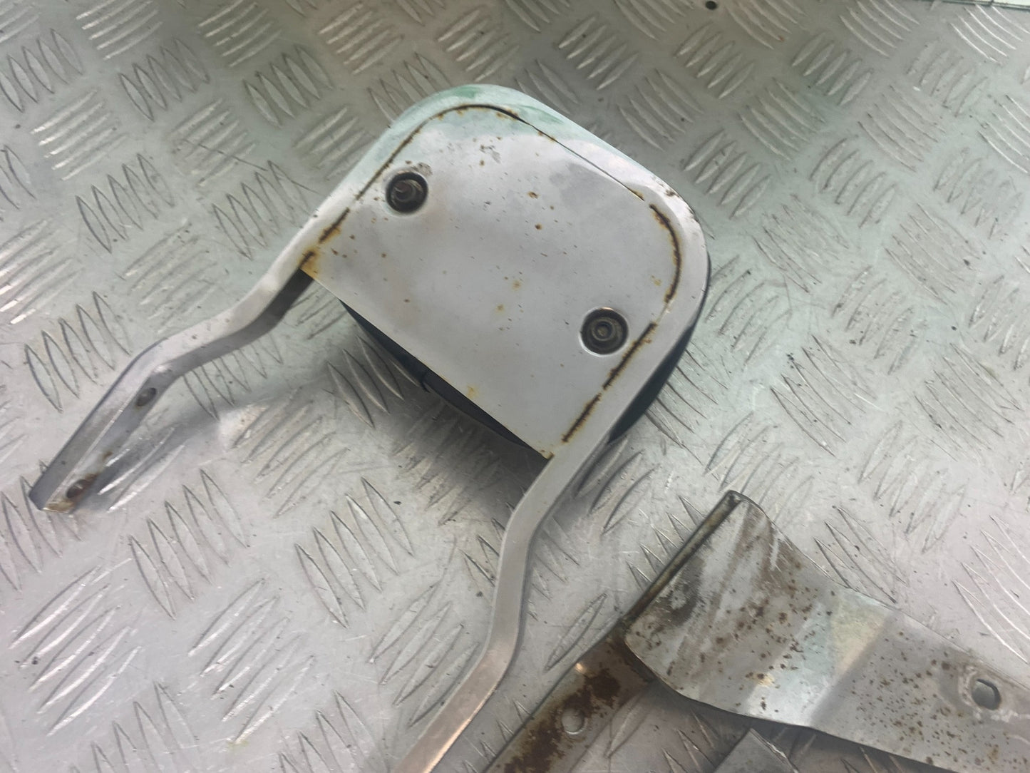 PIONEER XF250 BACK REST  YEAR 2009 (CMB1143)