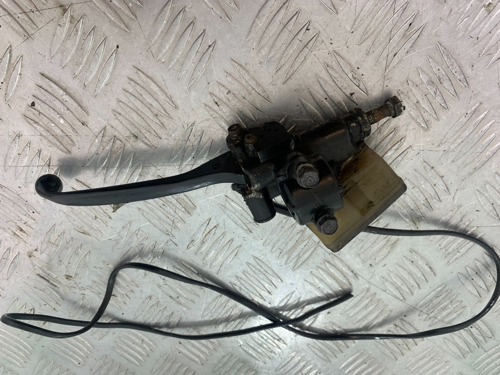 HONDA GL500 GL 500 SILVERWING FRONT BRAKE MASTER CYLINDER YEAR 1981-82 (CMB1168)