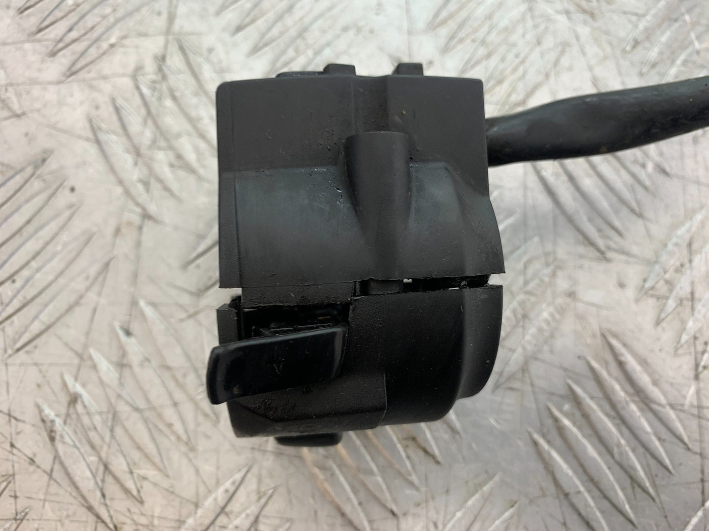 KTM RC125 RC 125 LEFT SWITCH GEAR  YEAR 2017-2022 (CMB 1244)