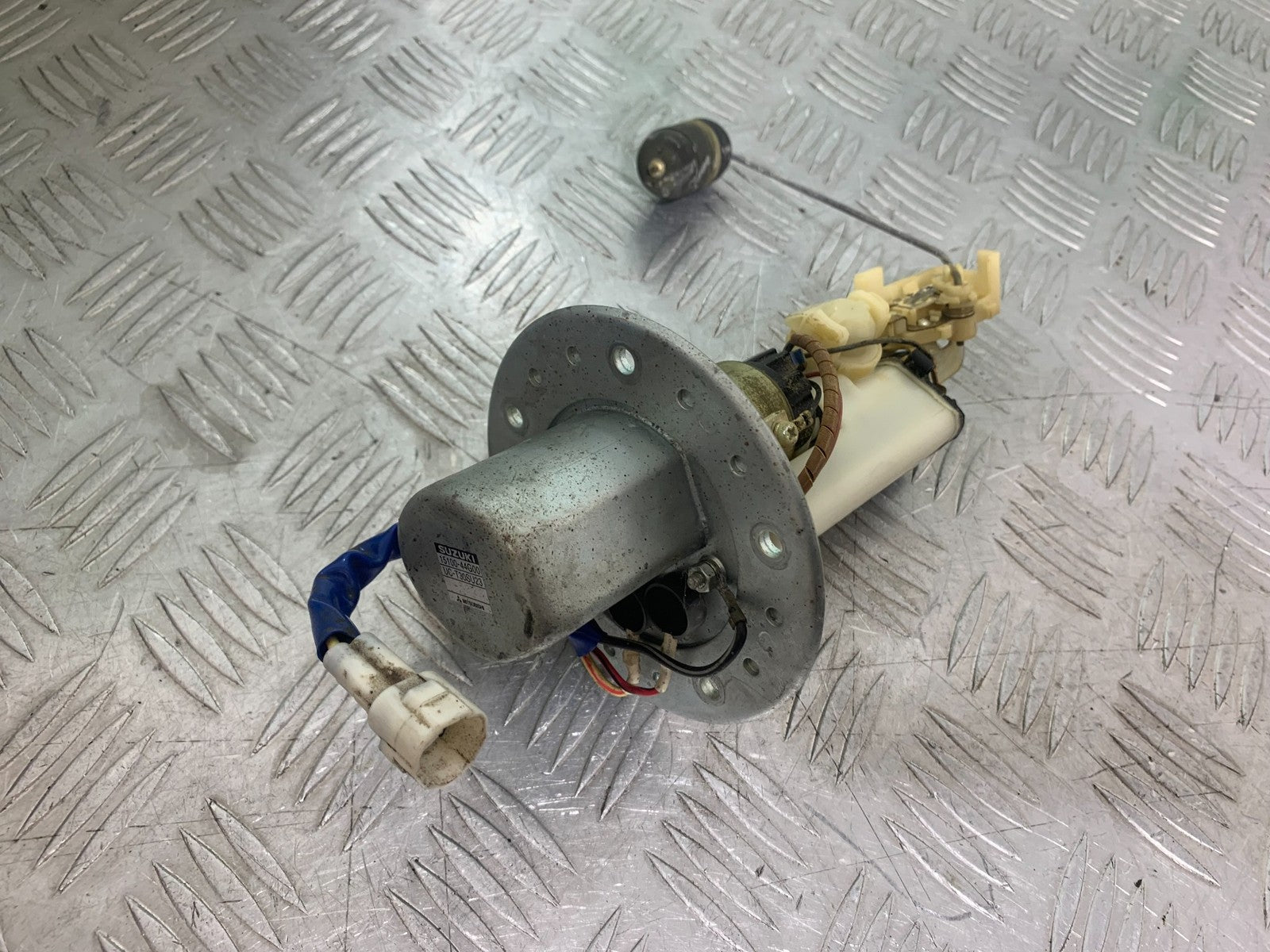 SUZUKI GSR600 GSR 600 PETROL PUMP 2006-2010 (CMB1177)