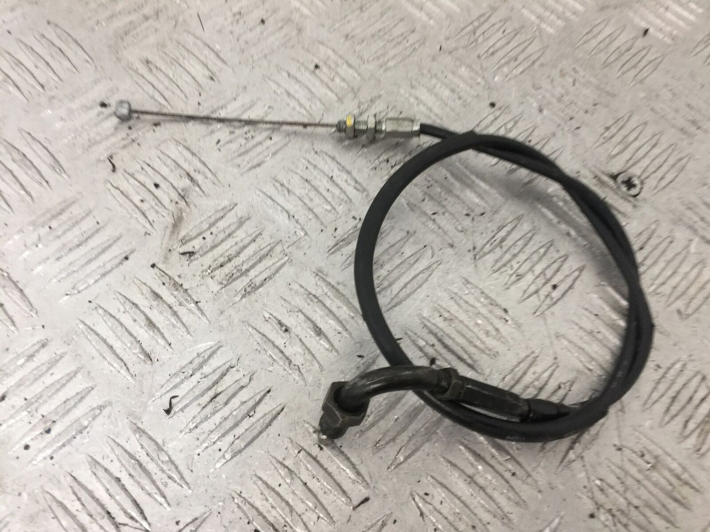 HONDA CBR1000 rr FIREBLADE THROTTLE CABLE    YEAR 2004  (STOCK 853)